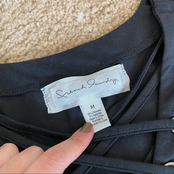 FRENCH LAUNDRY BLACK CROSS FRONT KNIT TEE SIZE SM - Picture 3 of 6